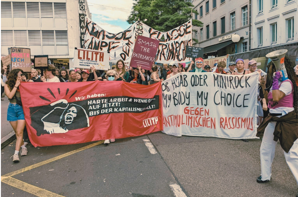 Bild von der feministischen Demonstration am 14. Juni